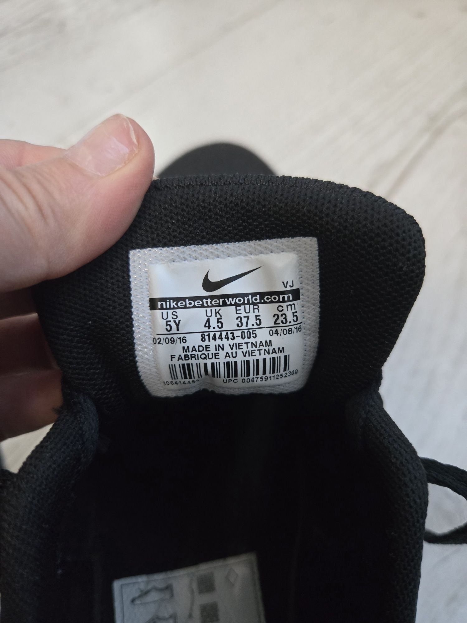 Nike Thea-Ориг.Дамски маратонки Нови!