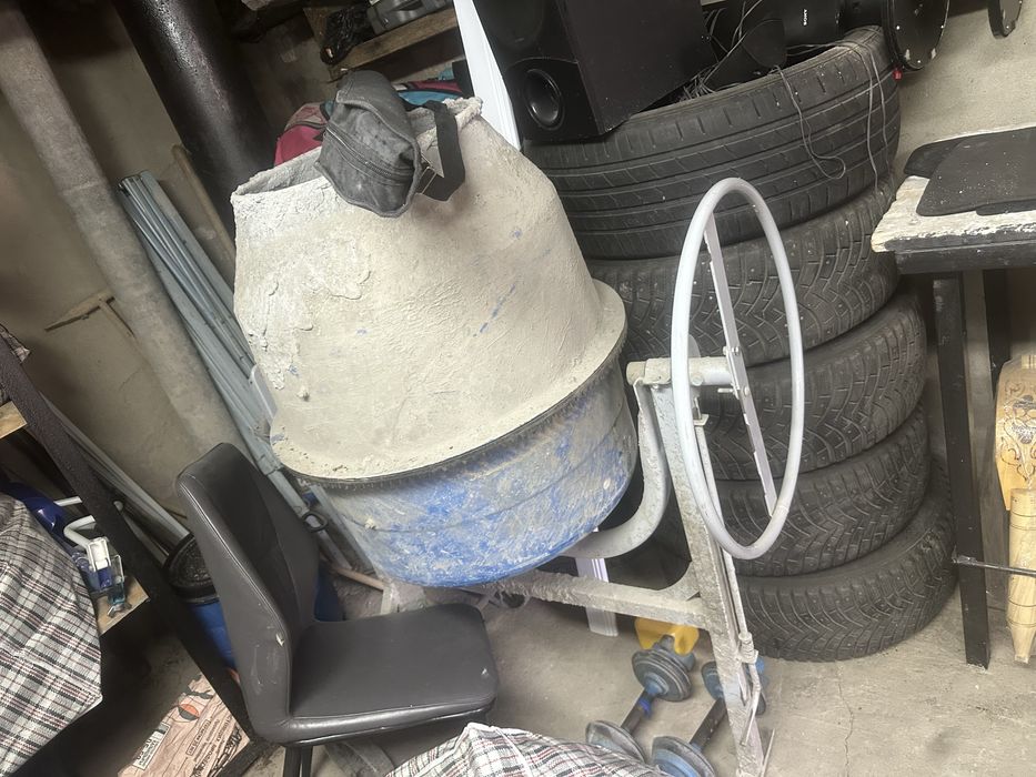Продам бетономешалку