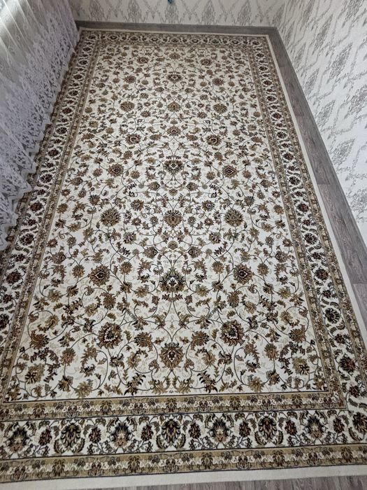 В продаже ковер 3х5