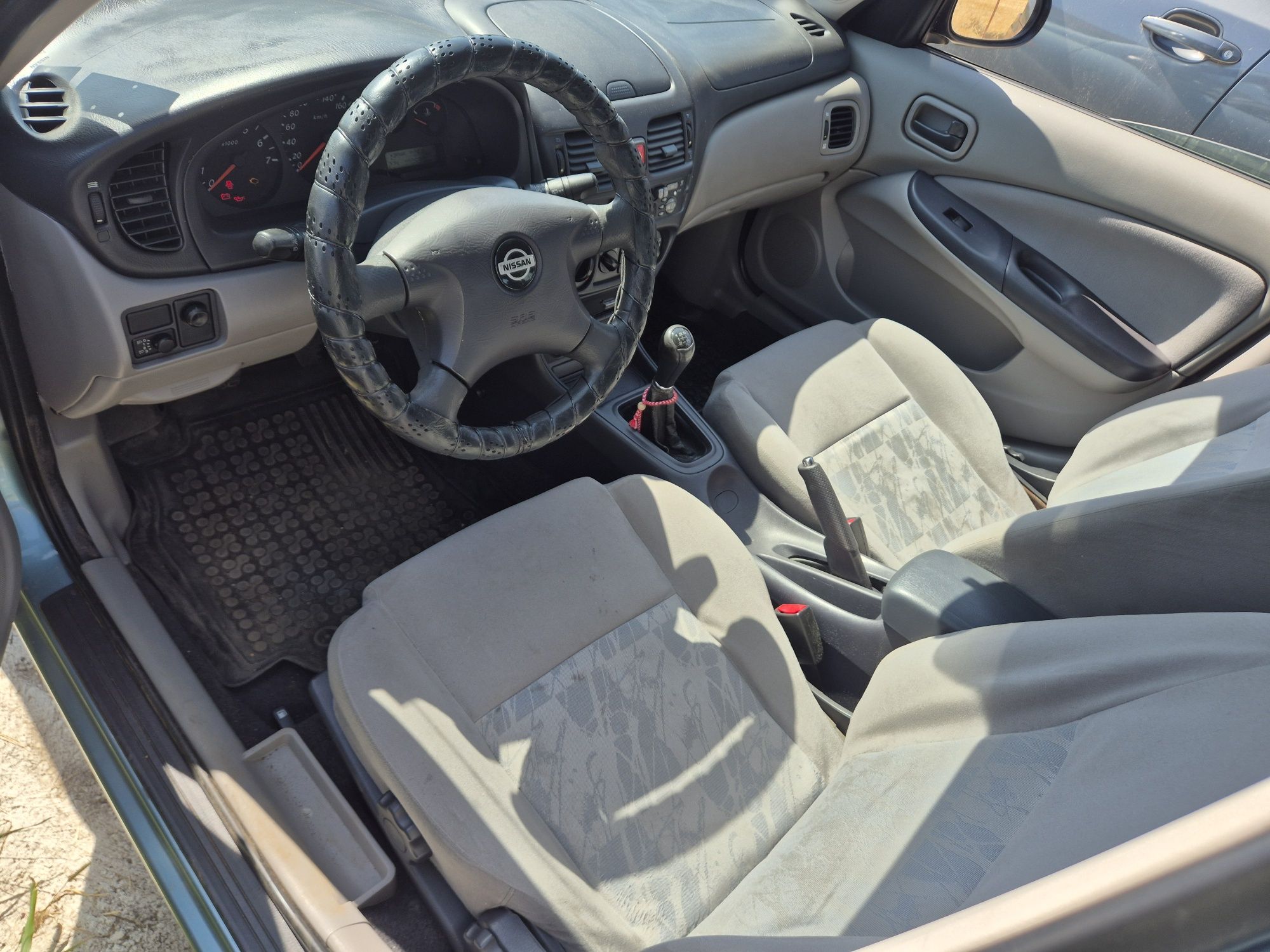 Нисан Алмера 2.2, дизел на части. Nissan Almera.