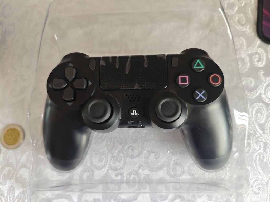 1. Sony PS4 DUALSHOCK 4 Wireless Controller 2. Asus K96 BACKLIT GAMING