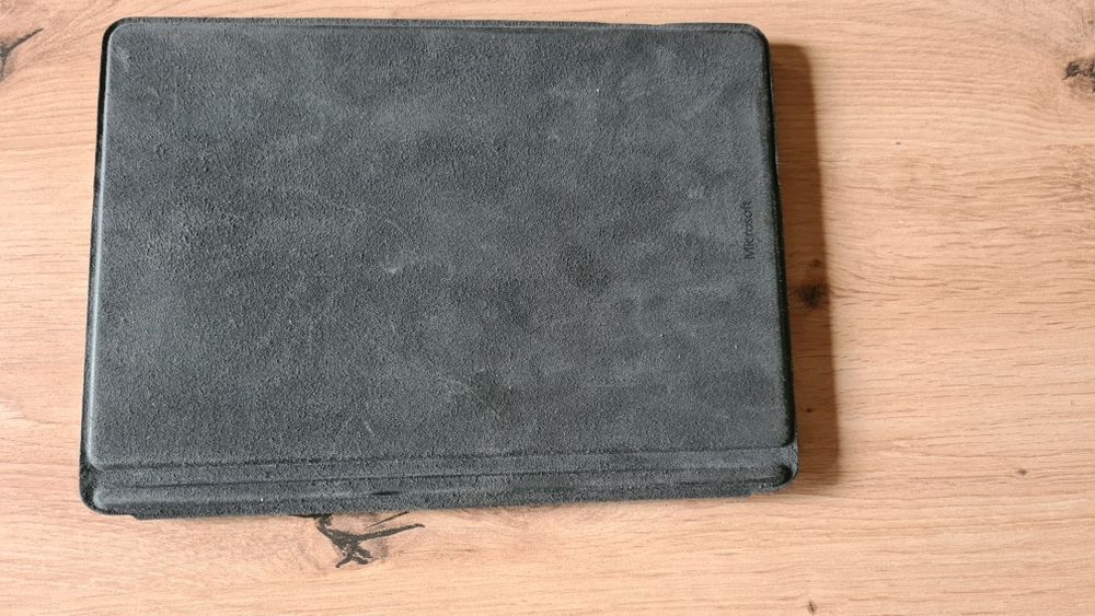 Microsoft surface go 2