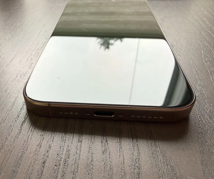 Apple iPhone 16 Pro Max - 256 GB - Desert Titanium