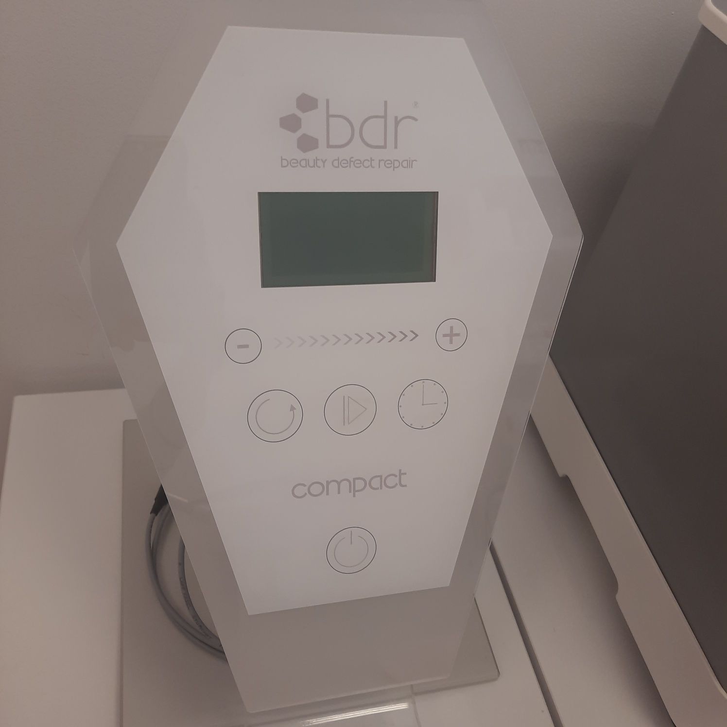 BDR Beauty Defect Repair Апарат
