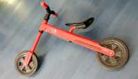 Bicicleta roșie fara pedale pentru copii