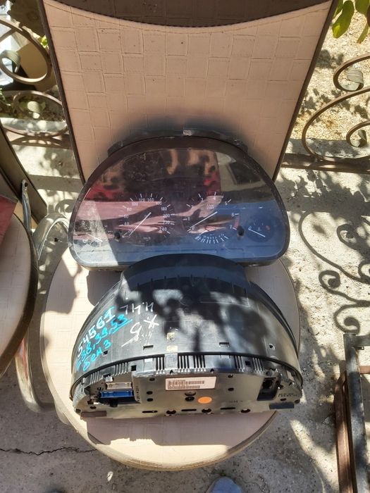 Приборные щитки б/у оригинал