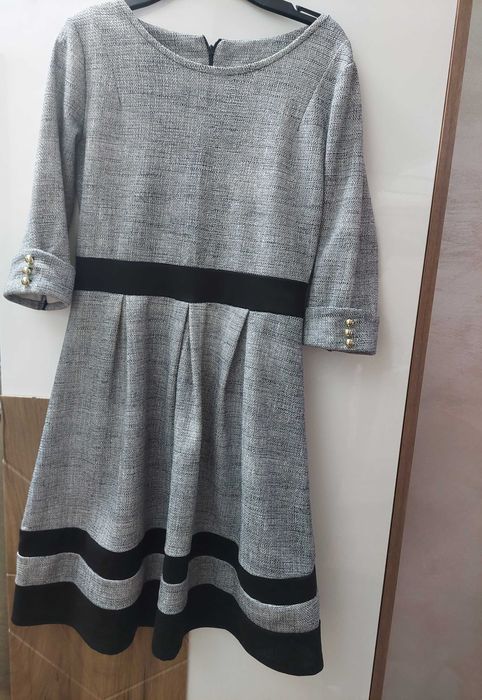 Рокля с 3/4 ръкав