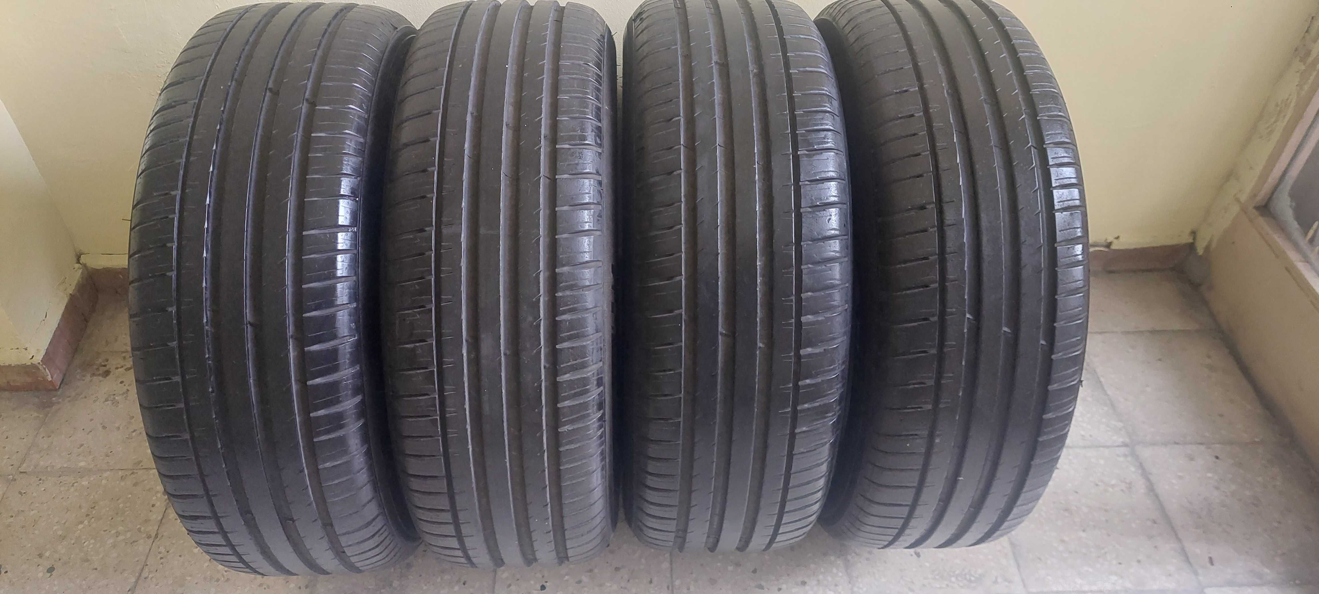 Гуми Michelin 235 60 18