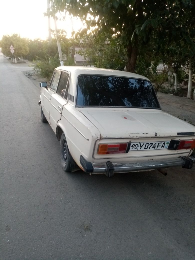 Vaz 2103 sotiladi