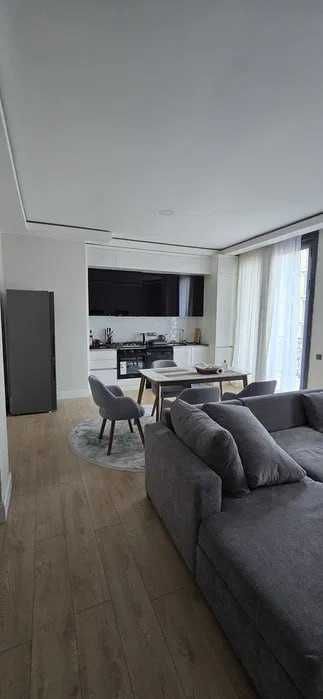 Via Port Ориентир: ул. Махмуд Тараби, Грузинский дворик 105 м²;