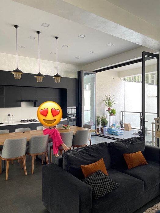 Дом в аренду в хайтек стиле с бассейном!
В центре! Сеульская улица!