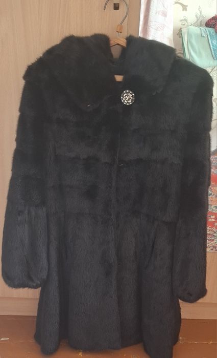 Продам норковую шубу