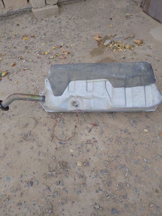 бензобак мерседес w210