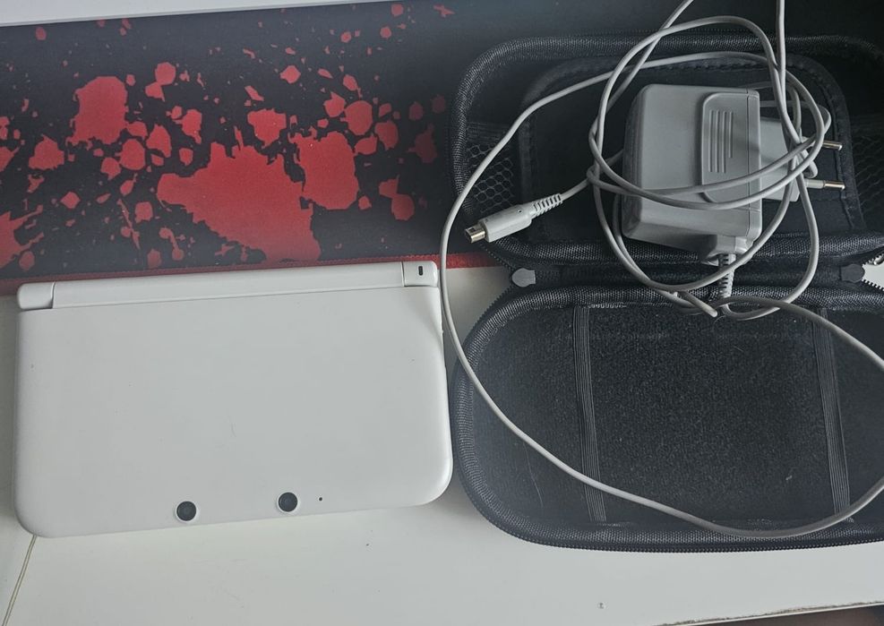 Nintendo 3ds xl modat fara zgarieturi