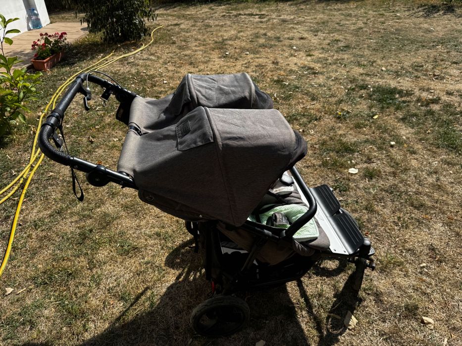 Бебешка количка за близнаци  Mountain Buggy Duet V3 Luxury