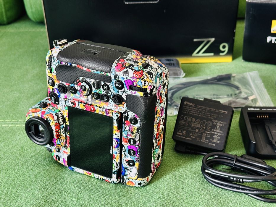 Nikon Z9 cu skin + Adaptor FTZ II + Acumulator Nikon + CFExpress 512Gb