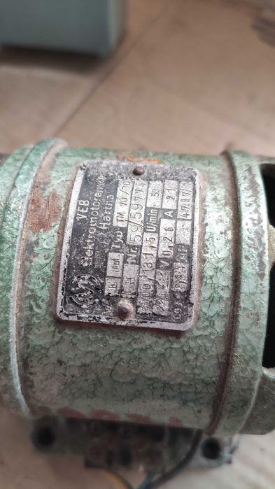 Motoreductor (38:1), turație intrare/ieșire = 5000/131,5to