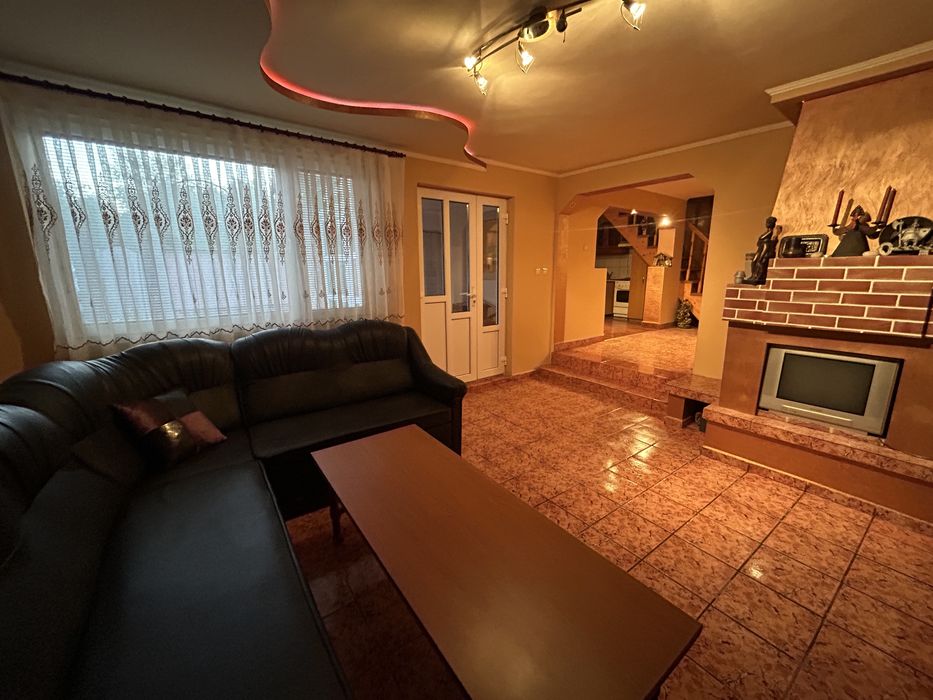 Vând casa (26 km de Oradea)