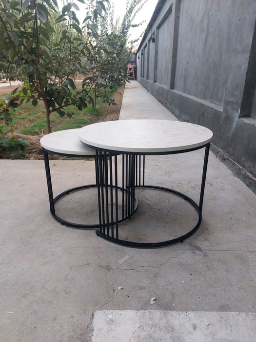 Jurnalniy stol (ona bola) stol