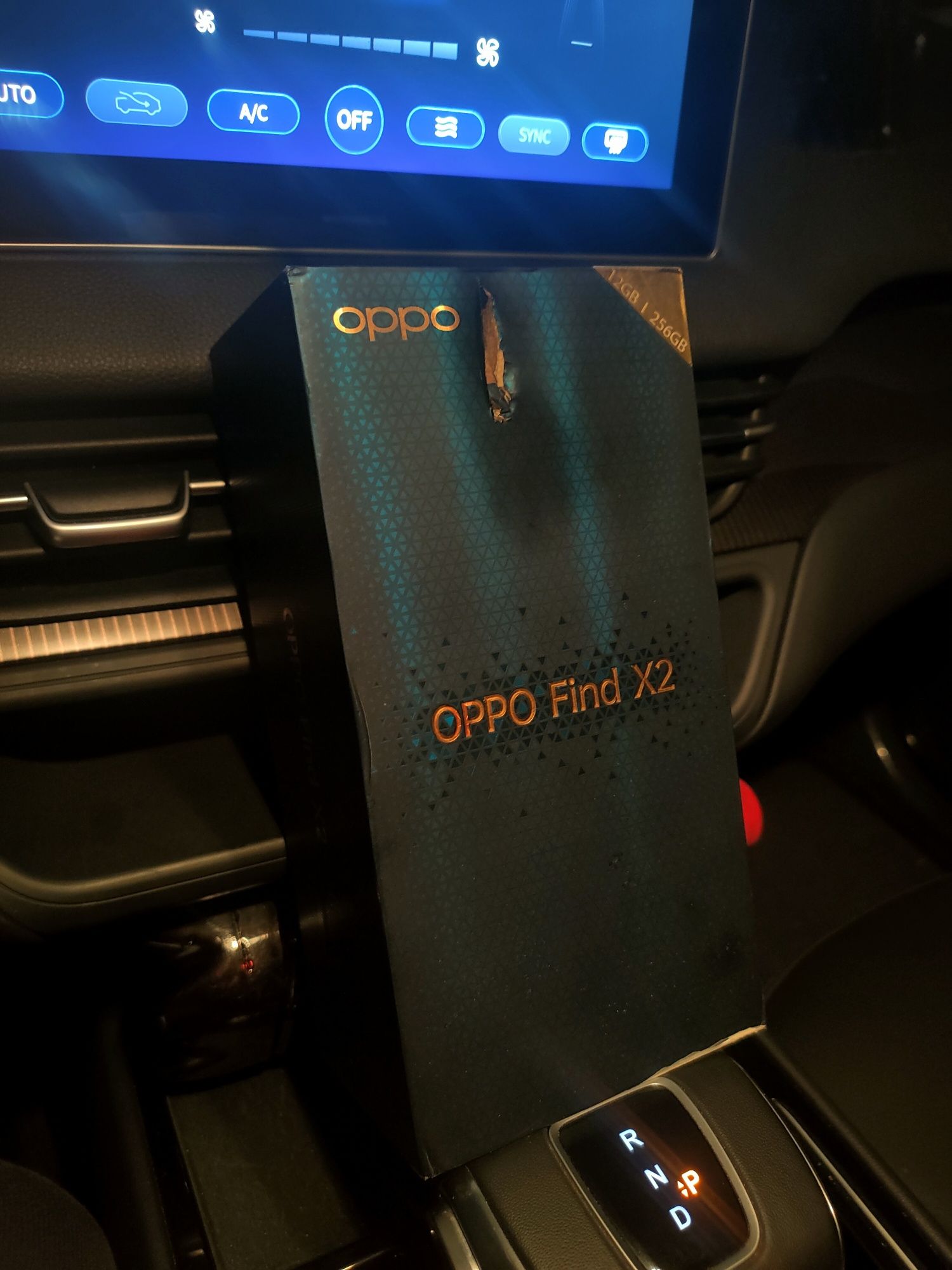 Oppo fundkx 2 256 память Андроид для Яндекса очен серьезный  продаю в