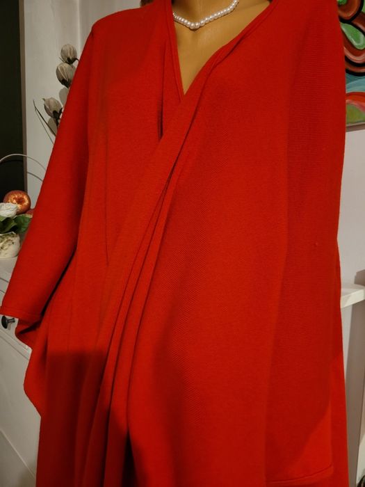 Pulovăr cardigan impecabil damă