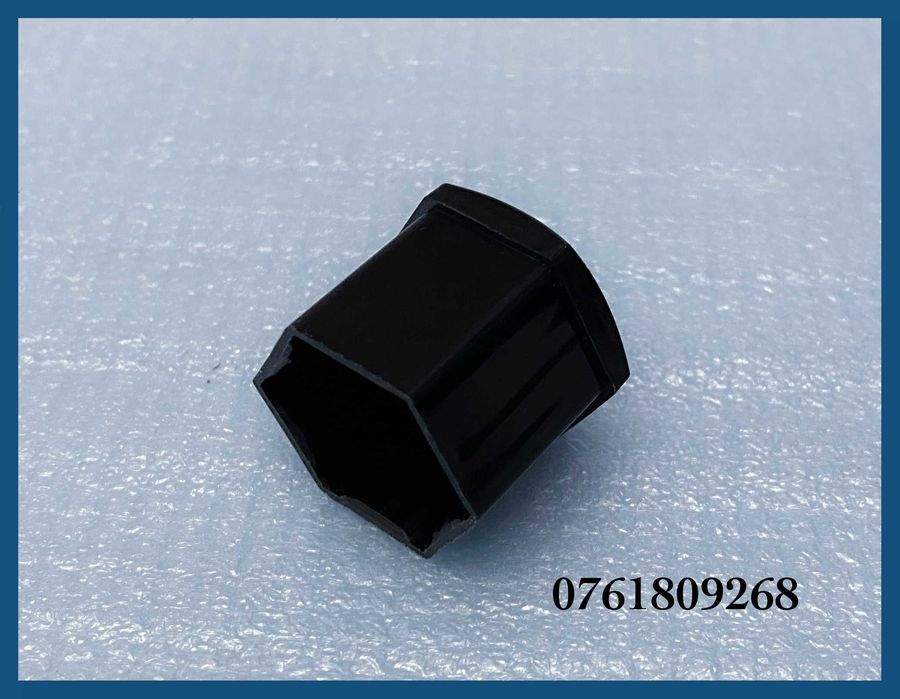 Set 20 capace / capacele negre prezoane de 19mm