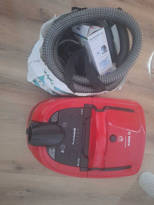 Aspirator cu injectie extractie BOSCH AquaWash&Clean 5l, 2100W, proani