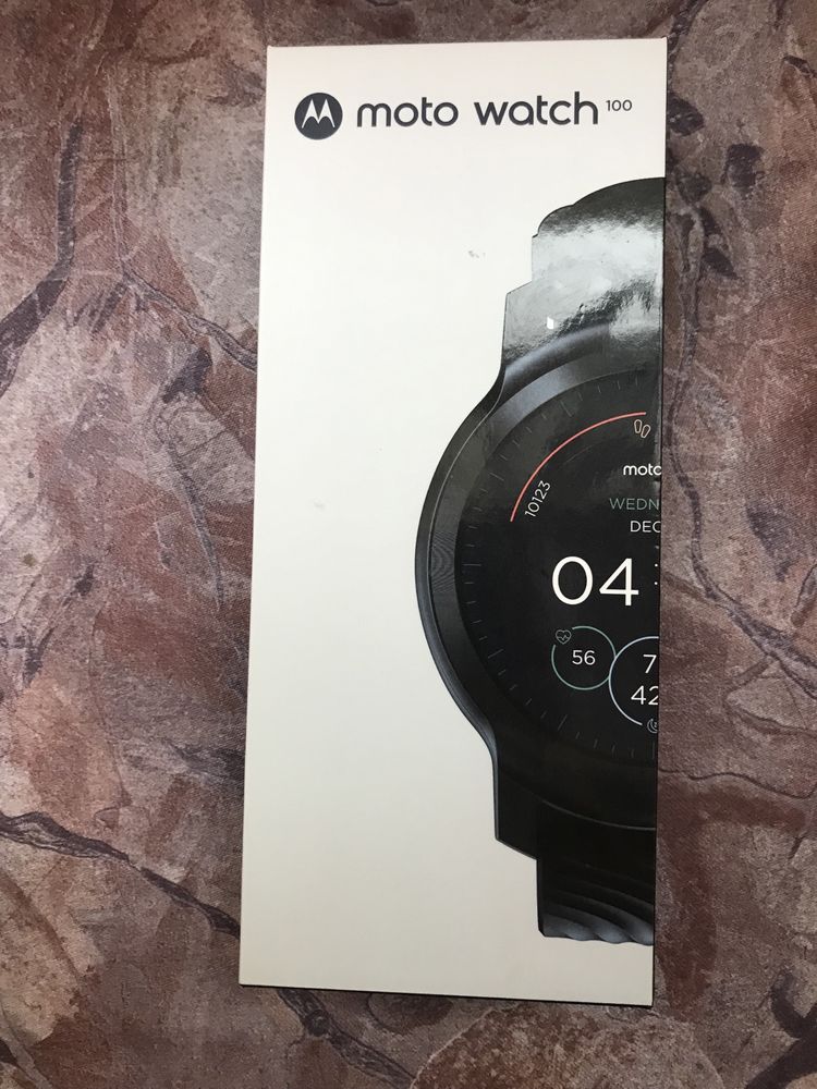 Чесовник Смарт Moto watch 100