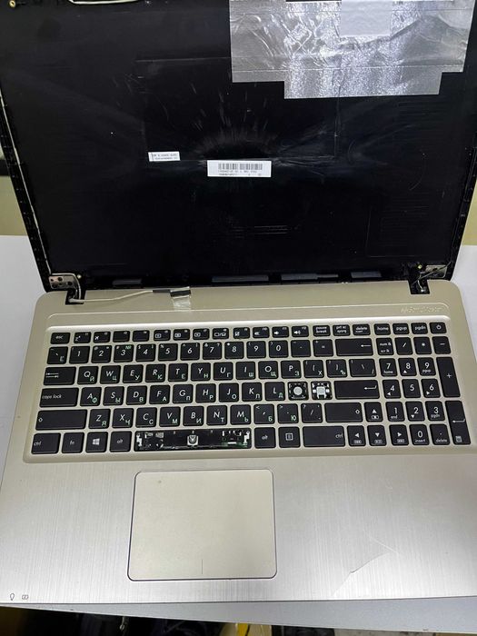 Ноутбук Asus X540S