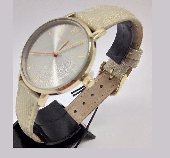 Дамски часовници Daisy Dixon 50 лв всеки