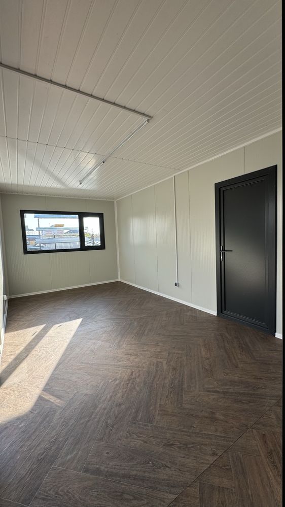Container  sanitar toaleta wc