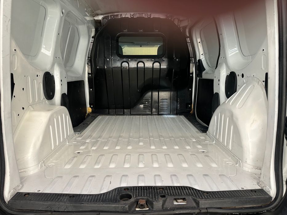 Autoutilitară Dacia Dokker 2014 cu AC