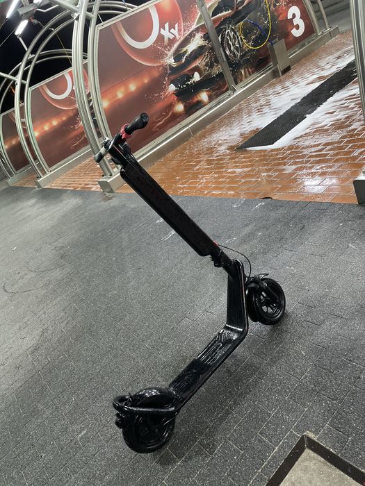 Vând trotineta electrica Akai Infiny Pro