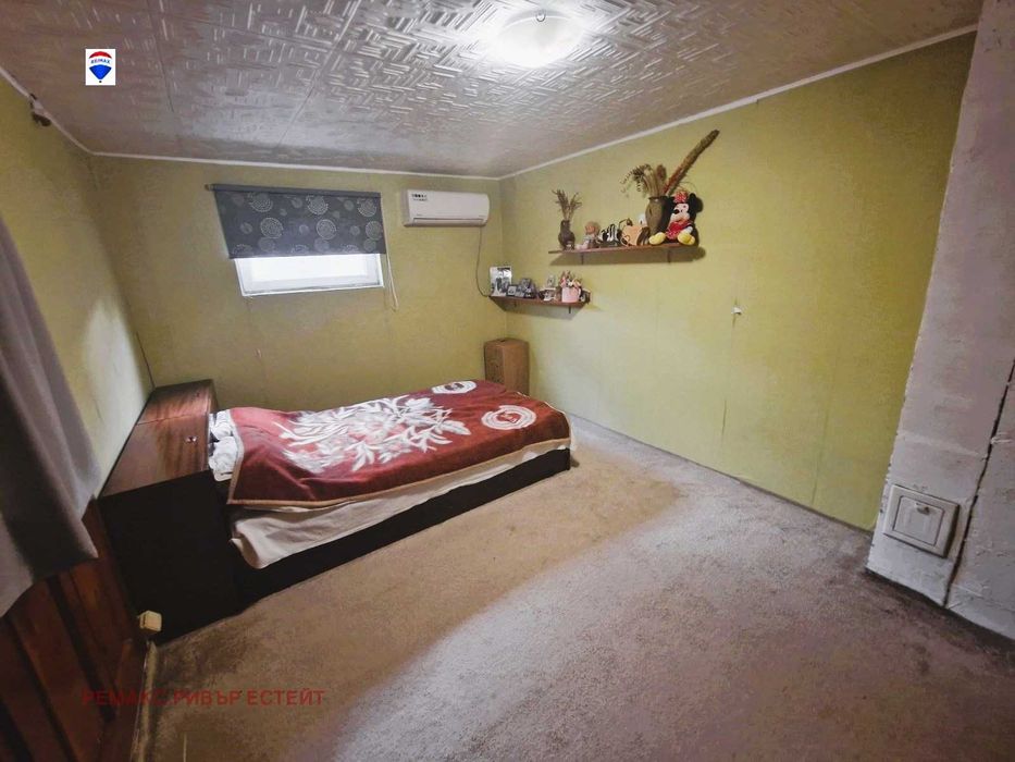 Вила за продажба - град Русе - в.з. Астраджийка.