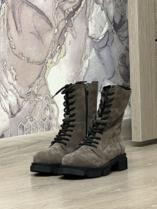 Новые зимние сапоги