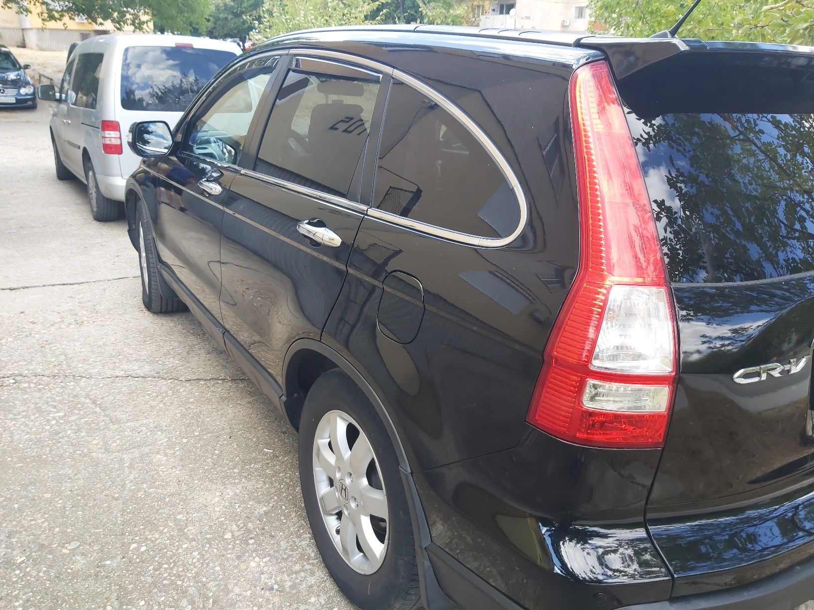 Продавам Хонда CRV