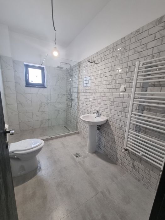 Apartament 2, 3 camere Pitești