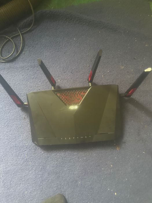 Рутер Asus AC88U