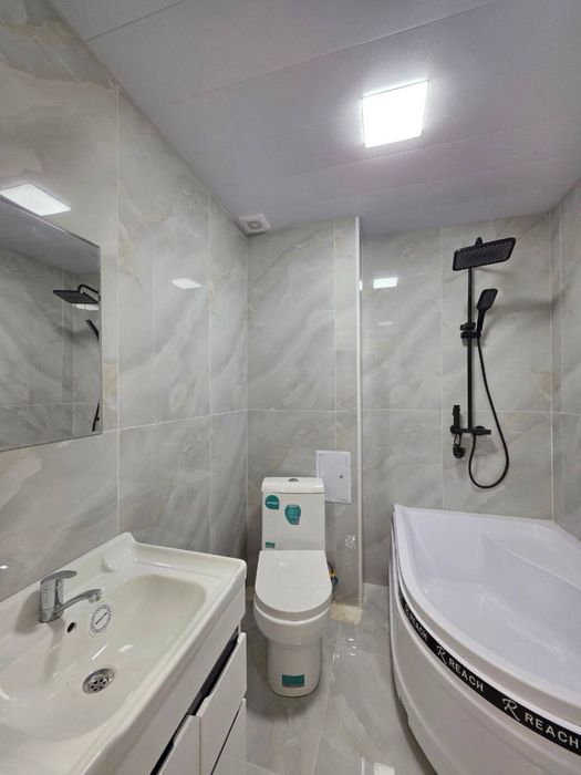 Продаётся полноценный 3 комнатная (БЕЗ ГЛУХОЙ) квартира