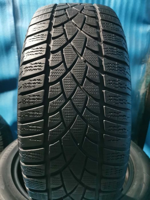 235 50 19 dunlop m+s 4 buc