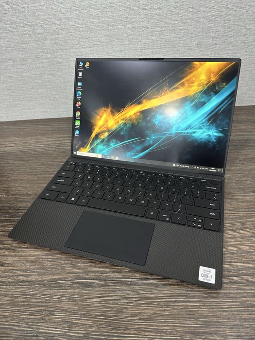 мощный 8-ядерный i7 ноутбук Dell XPS, подсветка клавиатуры