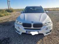 BMW X5  XDRIVE ALB  PERLAT (fabricat decembrie 2015)