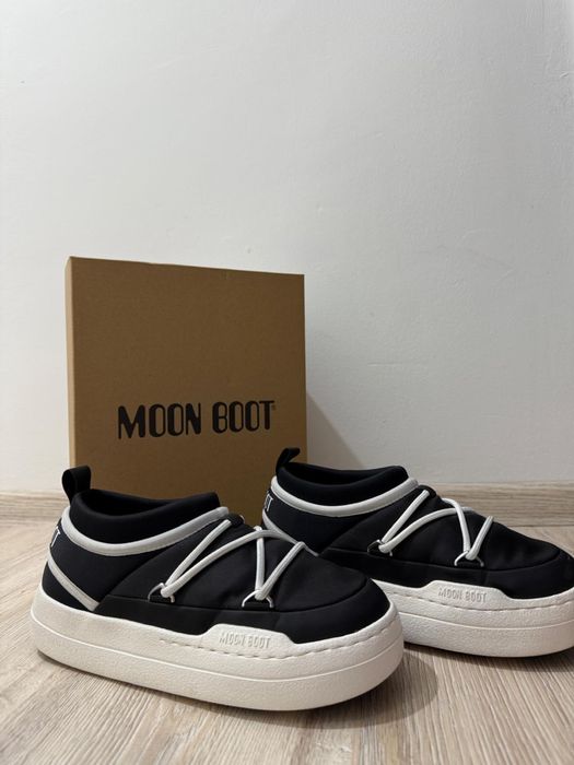 Боти Moon Boot номер 38