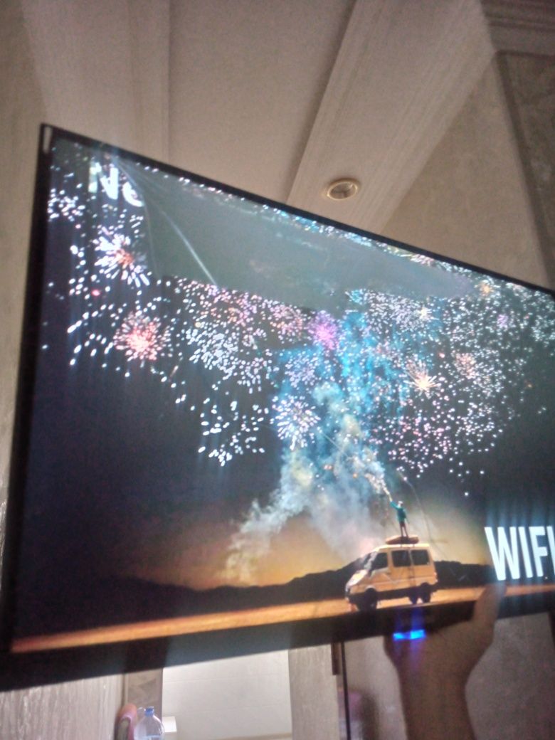 Smart tv 43 Televizor HD Ekranida aybi
