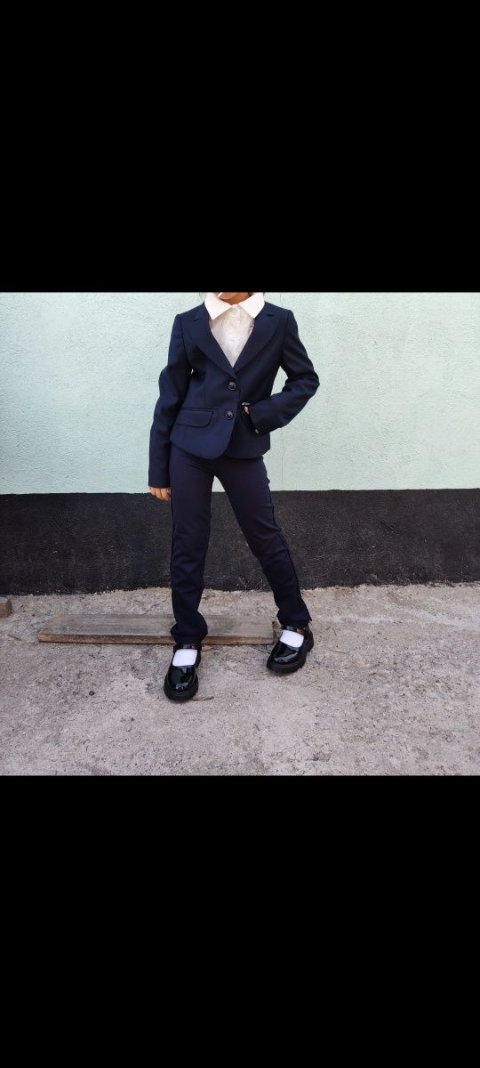 Школьная форма Пиджак и брюки Glassman для девочки первый класс