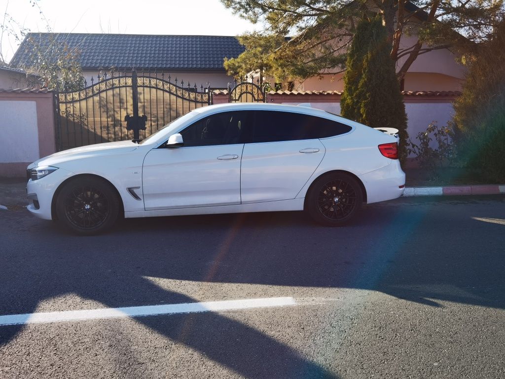 BMW 325 GT biturbo  2015