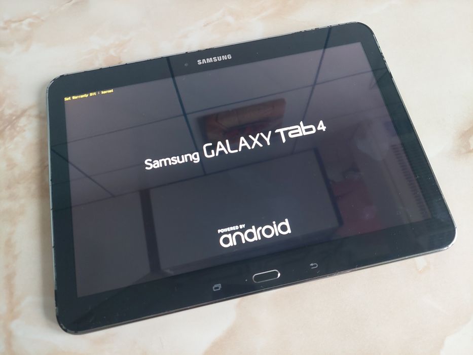 [Tab4] Vând tabletă Samsung Galaxy Tab 4 [funcțională] //poze reale