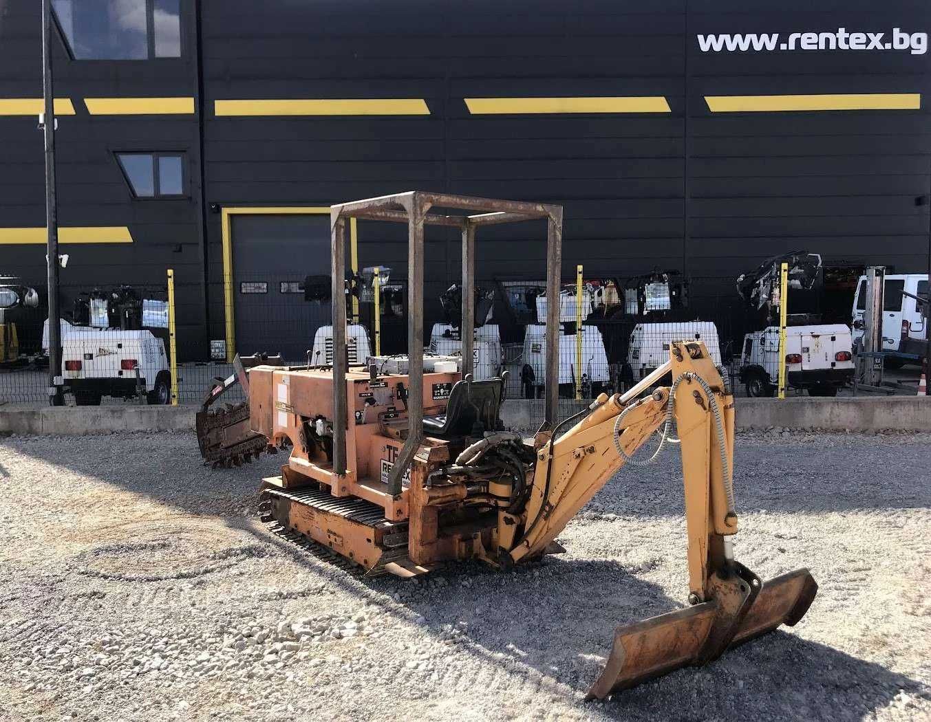 Верижен каналокопател CASE-DAVIS TF700