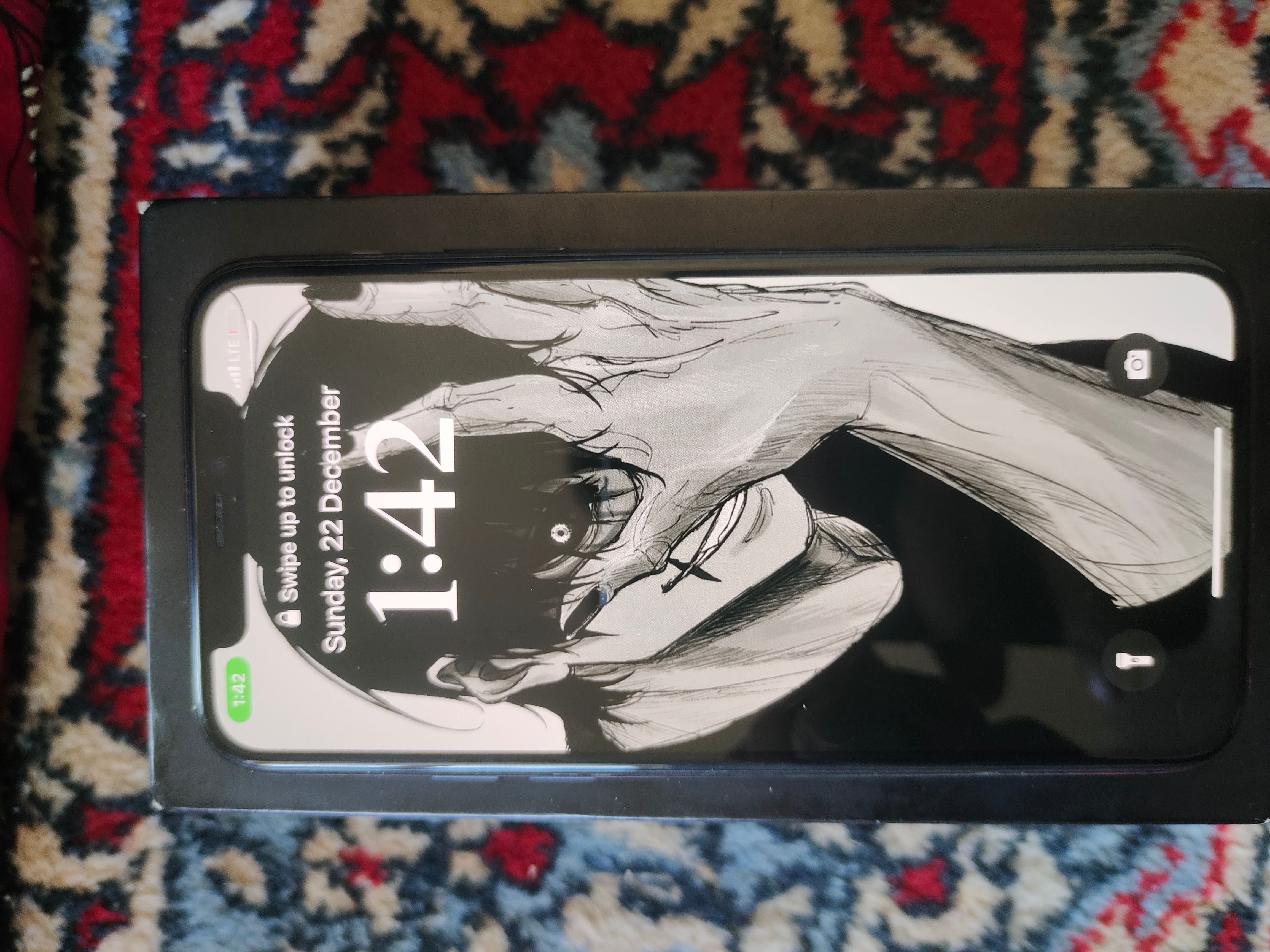 Apple 11 pro srochna sotiladi naxt