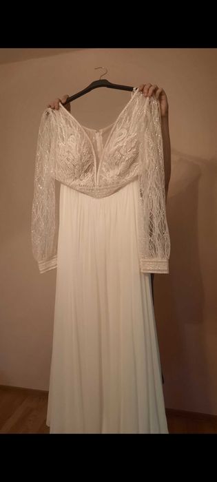 Rochie de mireasa în stare impecabilă